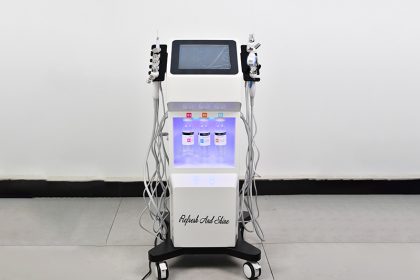 LLS-X24 9 in 1 hydro facial pore cleaner jet peeling micro-needle moisturizer rf equipment缩略图